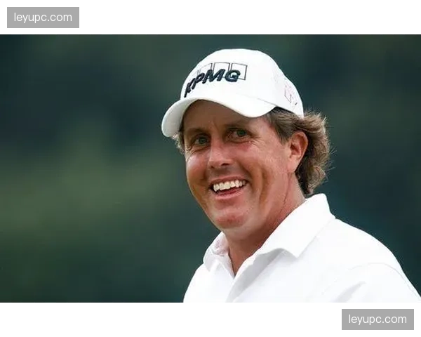 菲尔·米克尔森宣布将出战2026年英国公开赛,或为职业生涯谢幕战 菲尔·米克尔森宣布将出战2026年英国公开赛,或为职业生涯谢幕战